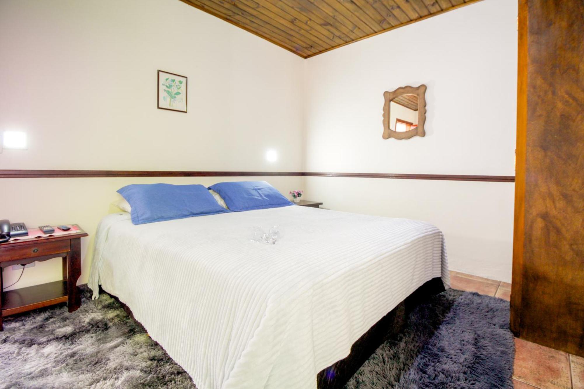 Velinn Hotel Ninho Do Falcao Monte Verde  Exterior photo