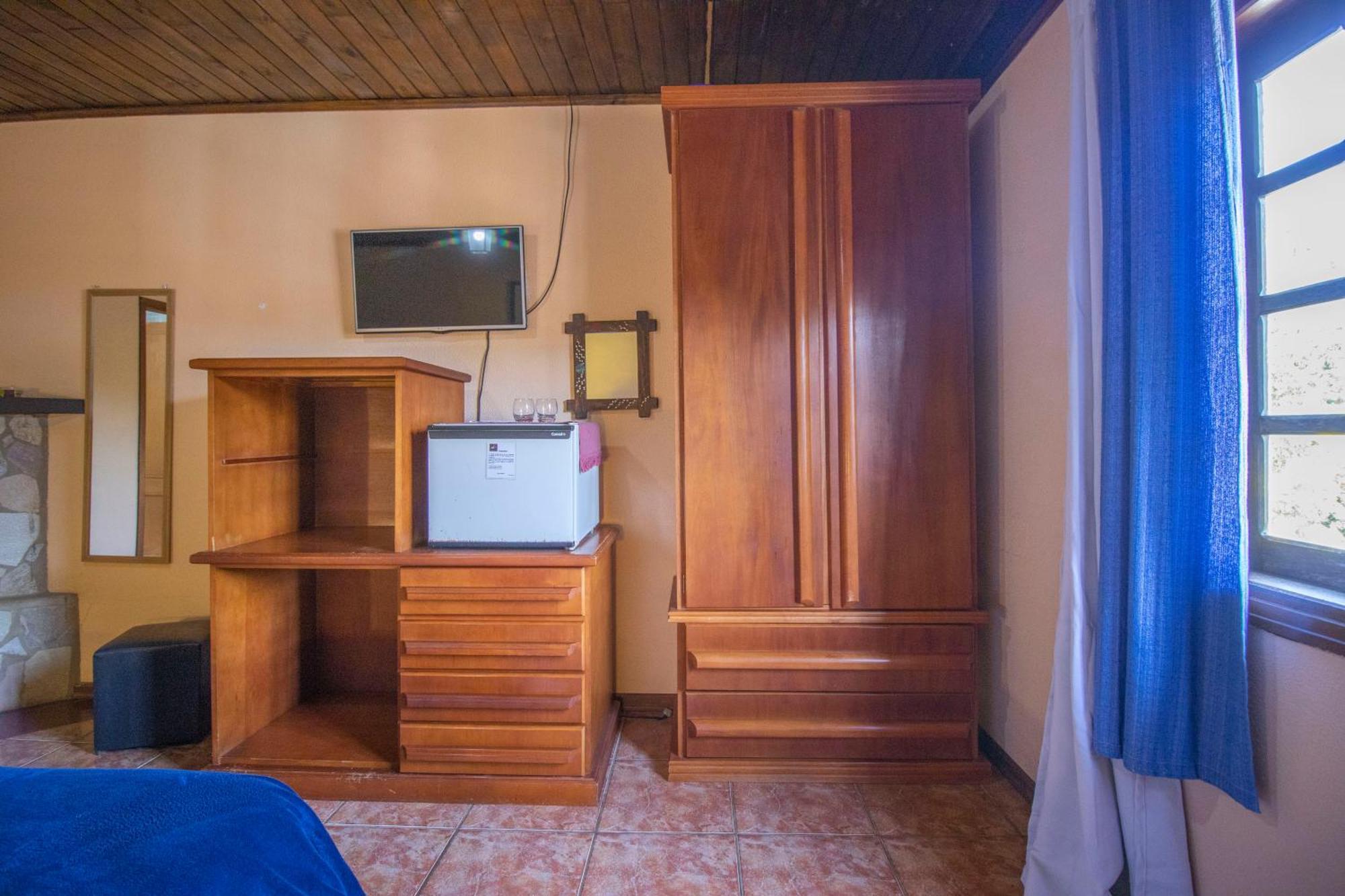 Velinn Hotel Ninho Do Falcao Monte Verde  Exterior photo