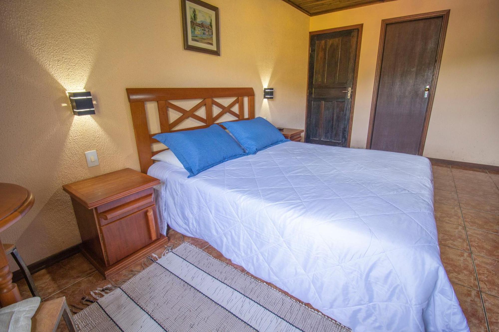 Velinn Hotel Ninho Do Falcao Monte Verde  Exterior photo